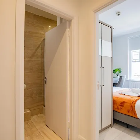 Dublin Central Suites-3